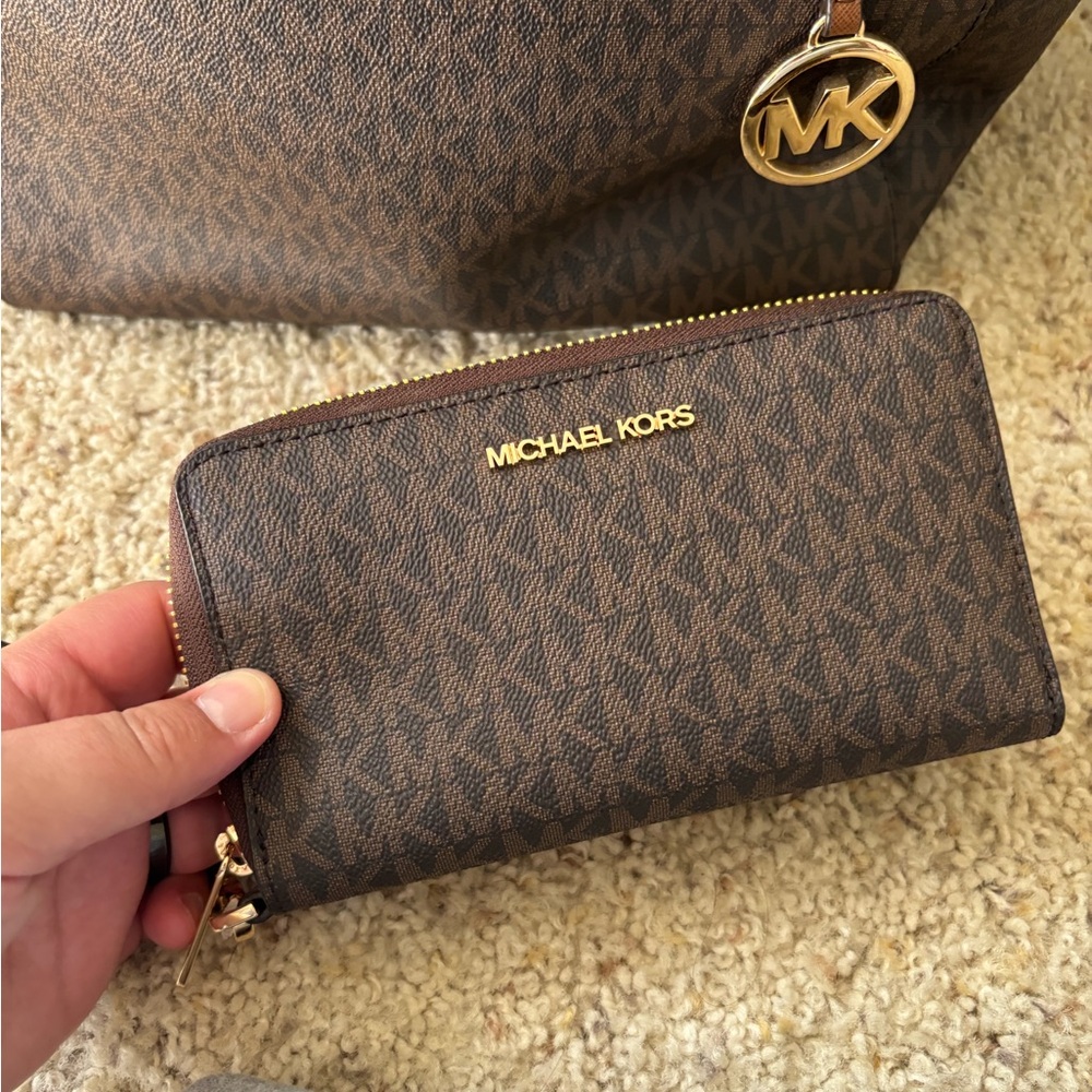 Michael Kors Brown and Gold Tote and Wallet Set - Picture 2 of 6